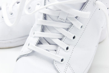 scarpe lacci scarpe bianche eleganti tennis 