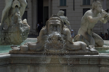 Fototapeta na wymiar fountain of neptune in rome