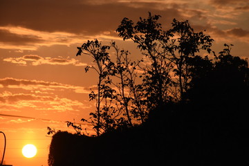 atardecer en el conurbano