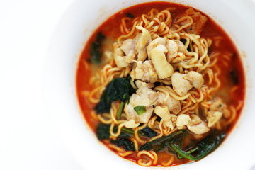 Chicken and spinach in spicy ramen noodles