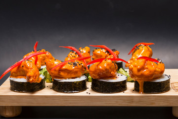 sushi roll oriental