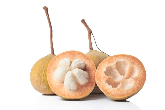 The santol is delicious. Very planted in Asia