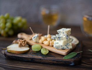 cheese and grapes