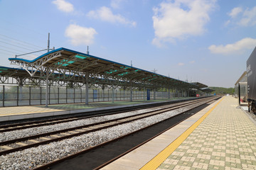 Fototapeta na wymiar Empty Dorasan Train Station