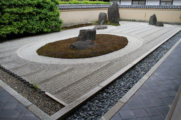 Daitoku-ji Temple Ryogen-in stone garden kyoto japan - obrazy, fototapety, plakaty