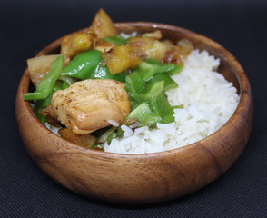 Sauté de boulet à l'ananas et poivrons