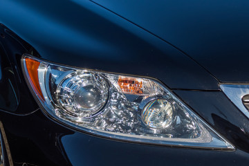 ヘッドライト　Uniquely designed headlights 