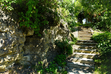 Romantische Treppe führt nach oben