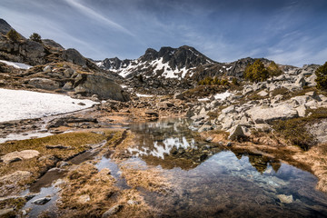 Fototapeta na wymiar Lacs, étangs de Fontargente dans les Pyrénées - Ariège - Occitanie - France