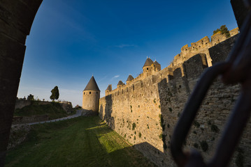 Panoramica de la muralla de la ciudad medieval de Carcassonne, France.