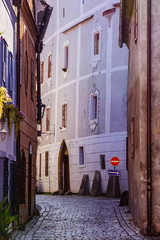 Fototapeta na wymiar Small narrow street in the historical part of the city