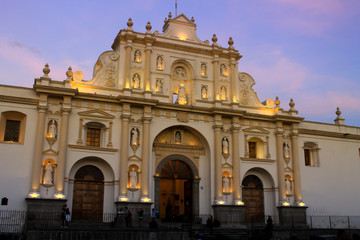 Fototapeta na wymiar San José Cathedral dusk in Antigua Guatemala