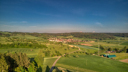 Naklejka premium Gültlingen bei Wildberg aus der Luft betrachtet