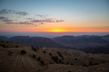 Fototapeta premium sunset in the mountains desert