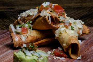 tacos dorados
