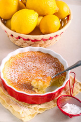 Soft lemon pudding