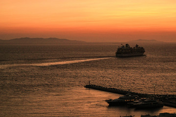 Obraz premium Leaving cruise