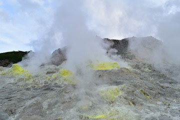 硫黄山　噴煙
