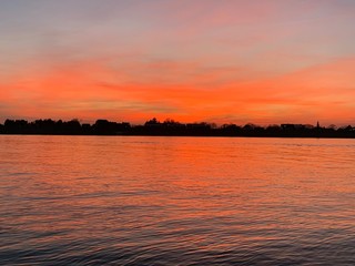 abendrot elbe ufer