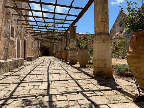 pergola amphoren steinweg altes kloster