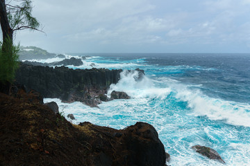 houle et vagues sur l'océan