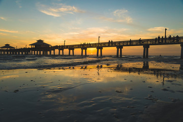 Fototapeta premium sunset on the beach