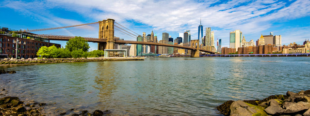 Famous Skyline of downtown New York  and Brooklin Bridge