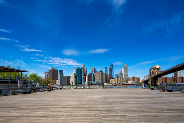 Brooklyn Bridge and Manhattan skyline as seen from Brooklyn Bridge Park, New York City