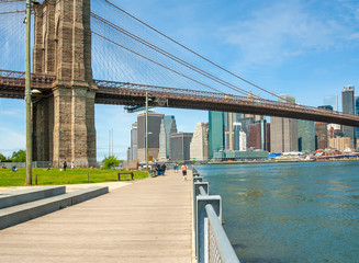 View of downtown Manhattan  and Brooklin Bridge