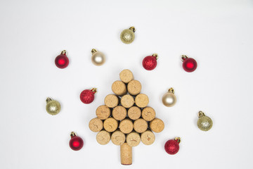 Mini Christmas trees made of used wine corks.