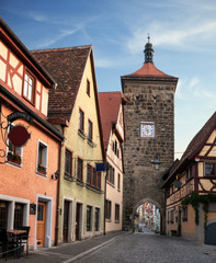 Obraz premium Medieval old street in Rothenburg ob der Tauber