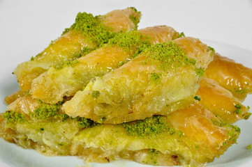 Baklava with pistachio, one of the most beautiful desserts of Turkish cuisine