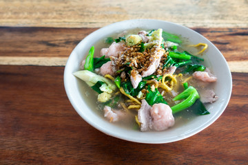 Fried noodle with pork and broccoli,The Best Thai Dishes, Wide Rice Noodles Pork in Thick Gravy,