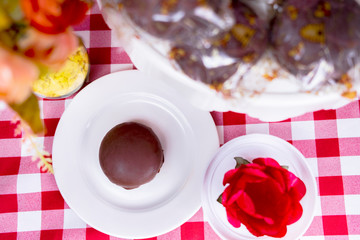 cake, towel, coffee, gingerbread, bread, honey, sweet, food, brown, dulce de leche, chocolate, yellow, tea
