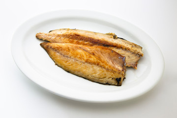 Baked mackerel whice is picked with salt AND called Jaban-godeung-eo
