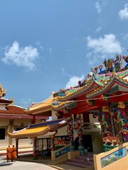 Obraz premium chinese temple roof beautiful house 