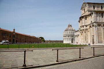 Pisa Piazza Miracoli ohne Touristen