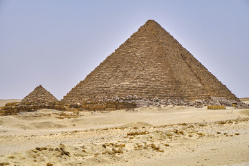 Fototapeta na wymiar Giza Plateau with the Giza pyramid complex in Cairo