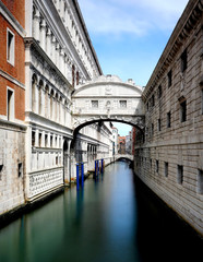 Bridge of sighs in Venice photographed with the long exposure te
