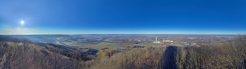 Blick vom Einkorn auf die Region Schwäbisch Hall, das Kochertal, die Hohenloher Ebene und den...