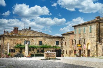 Traveling around Tuscany and Italian medieval towns, Monteriggioni Siena