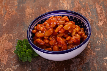 Baked kidney with tomato sauce