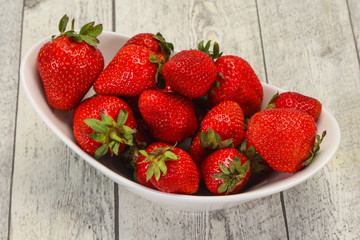 Sweet strawberry in the bowl