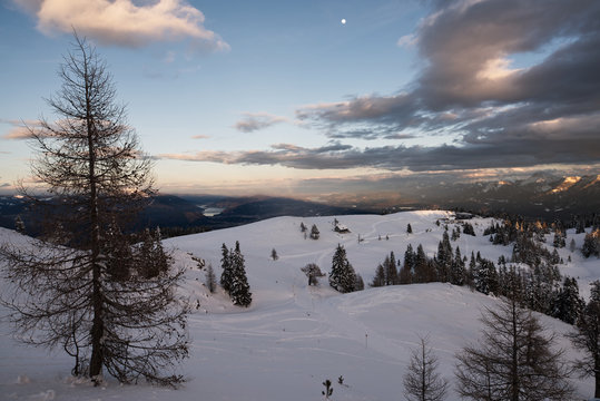 Il Monte Dobratsch sorge in Carinzia, Austria