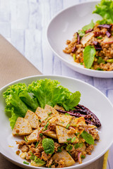 Spicy minced pork salad