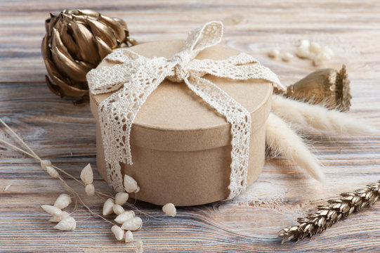 Craft gift box and dry flowers