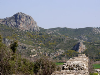 Fototapeta na wymiar Nature and mountains around the ruins of the ancient city of Aspendos, Antalya southern Turkey