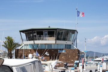 Port de Hy&egrave;res