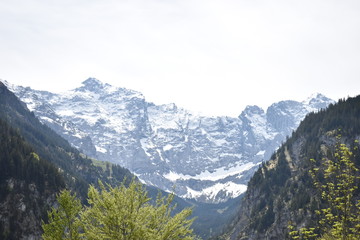 Klausenpass in der Schweiz Berglandschaft 8.5.2020