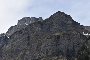 Klausenpass in der Schweiz Berglandschaft 8.5.2020